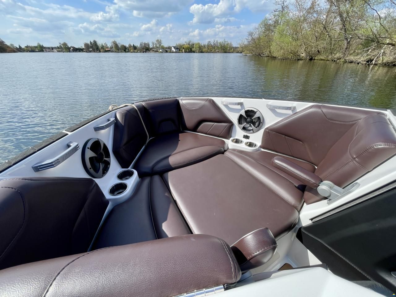 Malibu 23 LSV Wakesetter