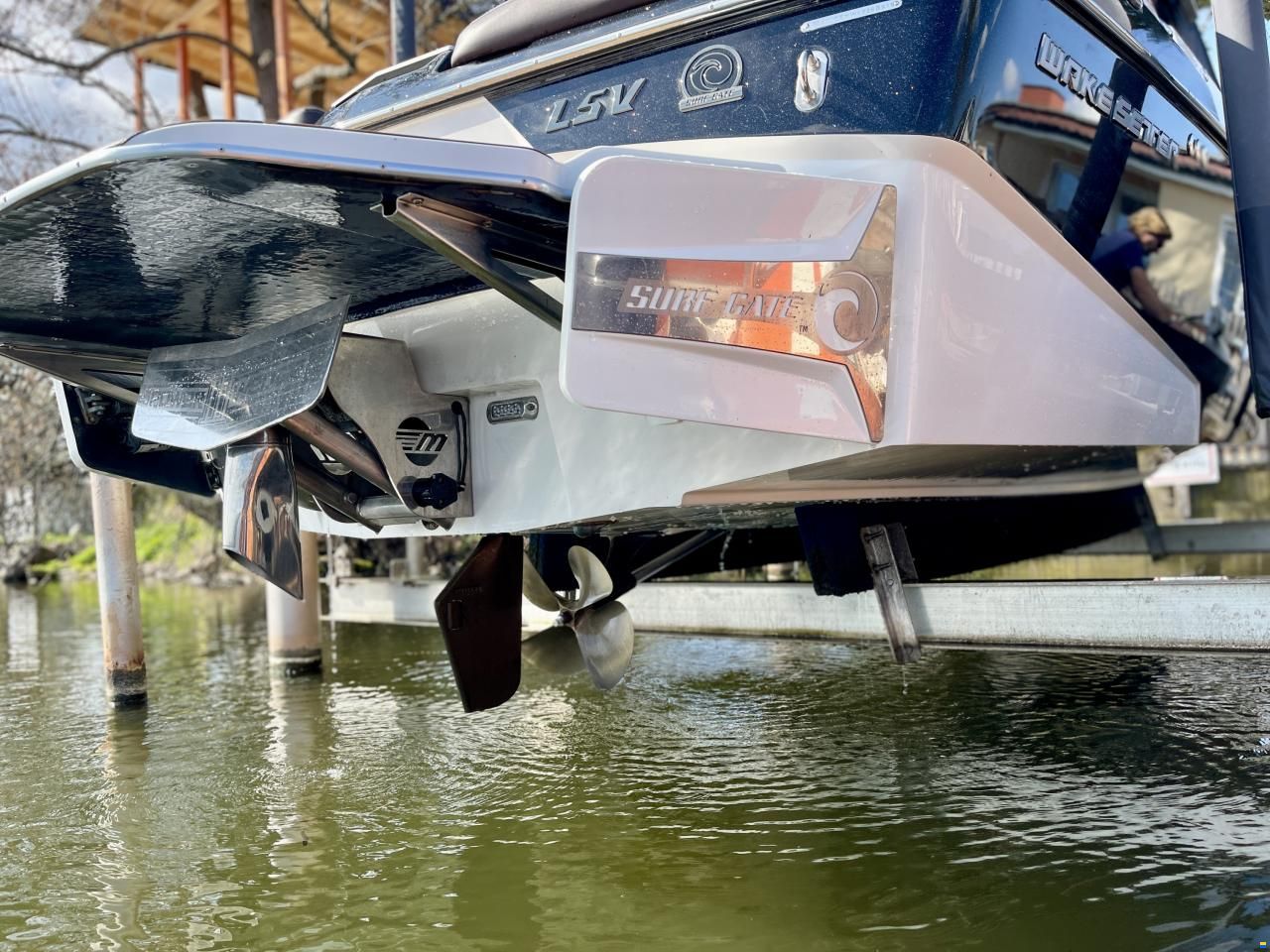 Malibu 23 LSV Wakesetter
