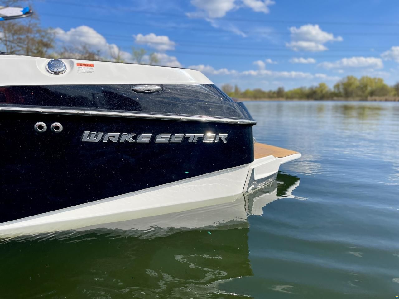 Malibu 23 LSV Wakesetter