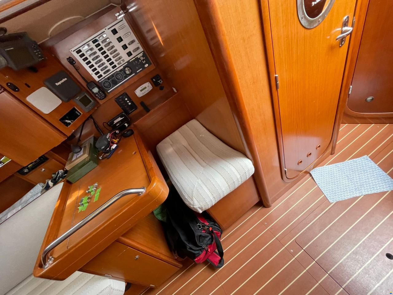Dufour 40 Performance