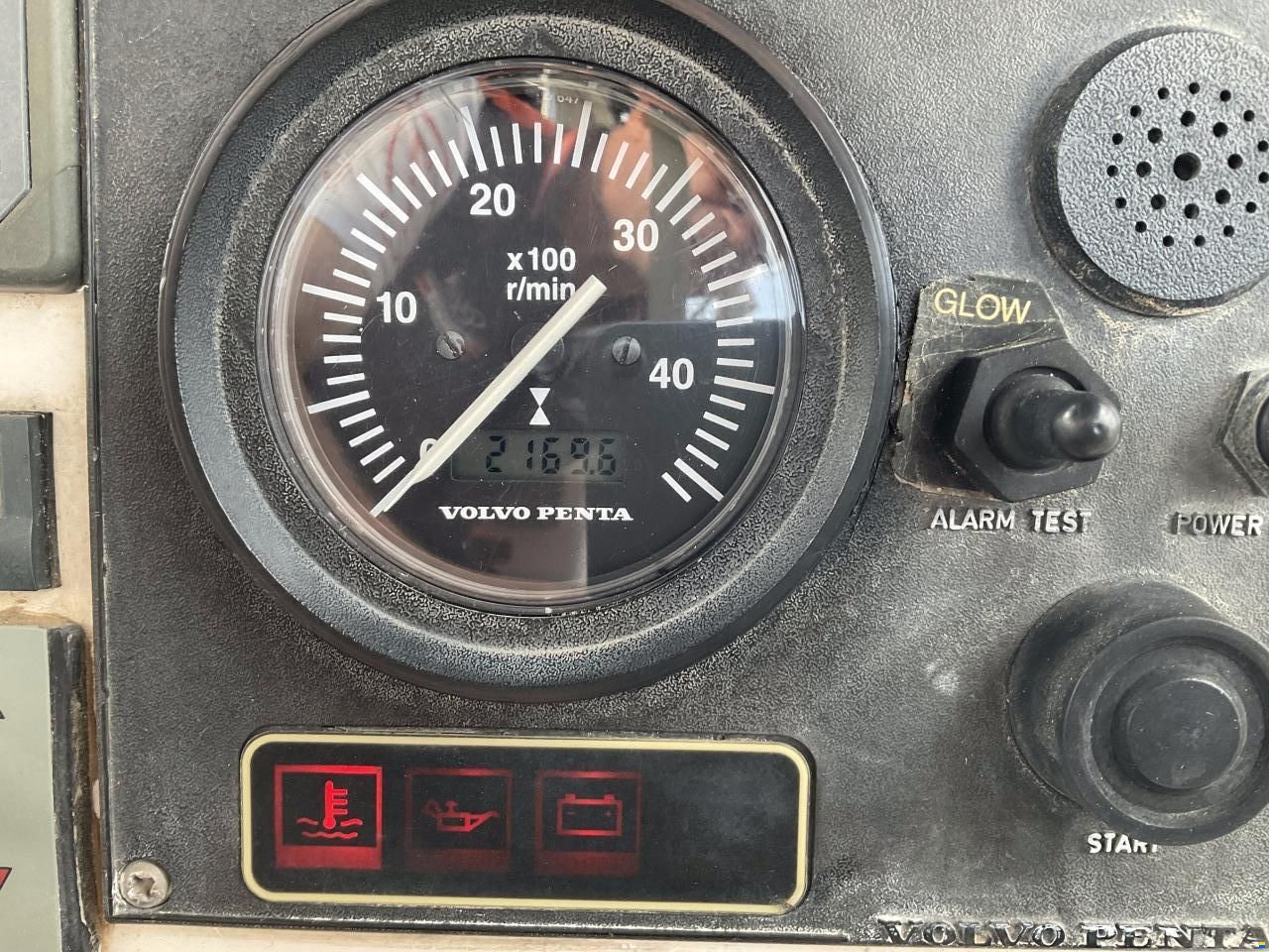 Dufour 40 Performance
