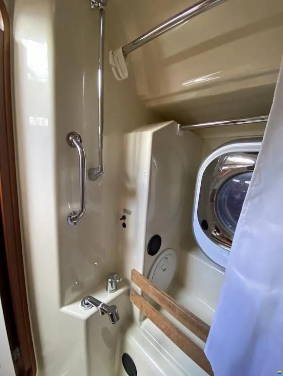 Dufour 40 Performance