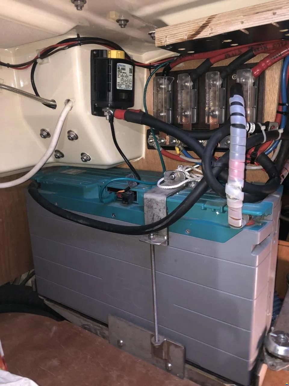 Dufour 40 Performance