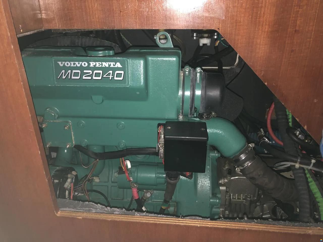 Dufour 40 Performance