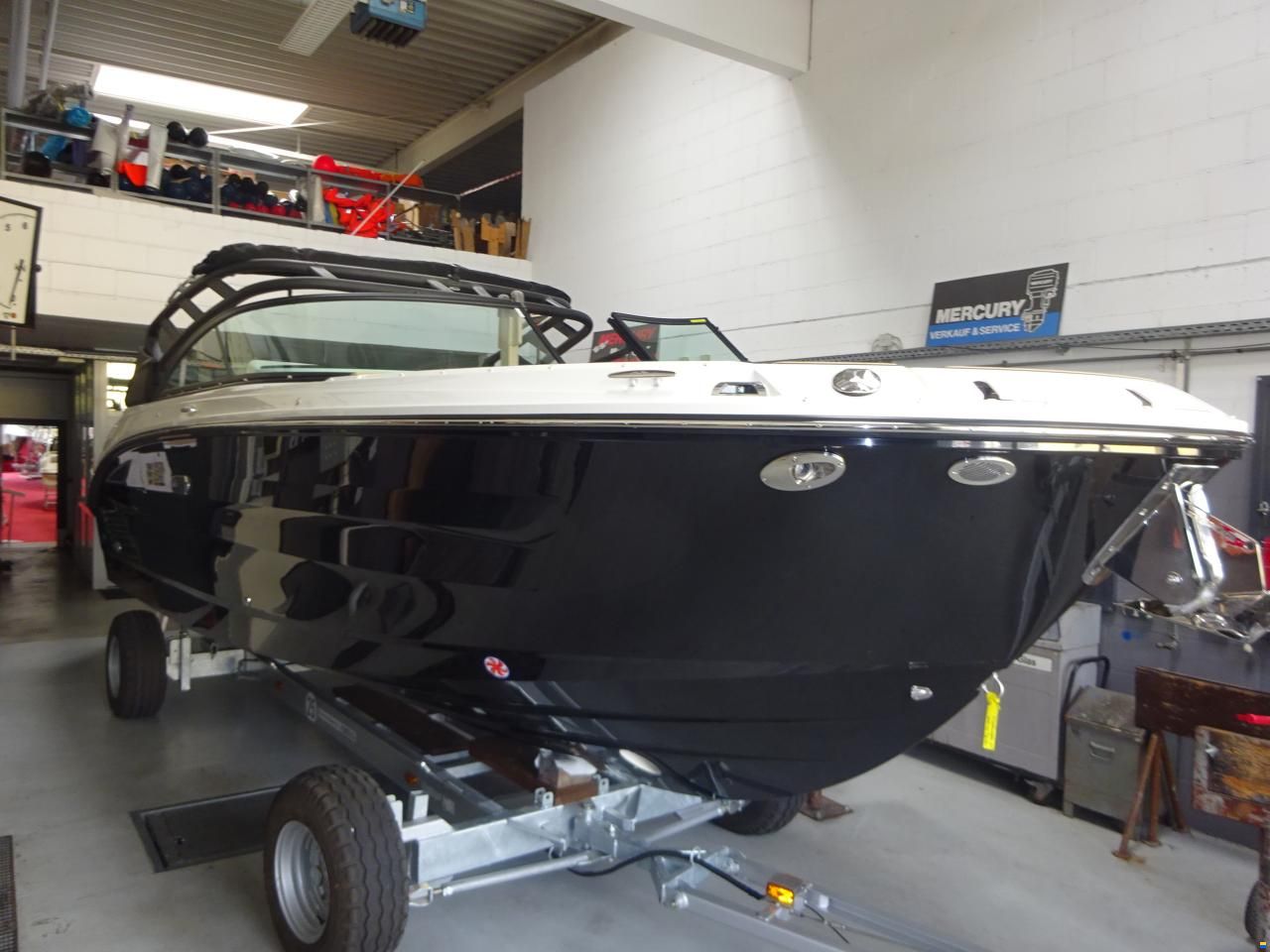 Sea Ray 270 SDXE