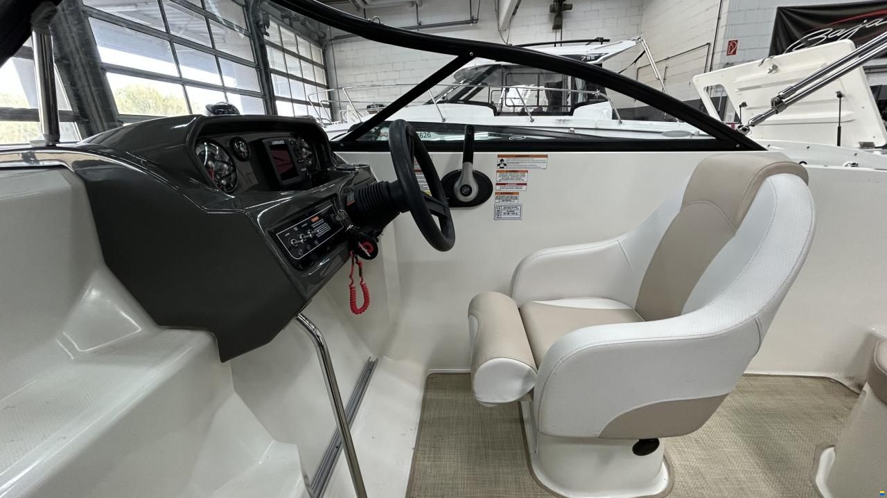 Bayliner VR 5 Cuddy