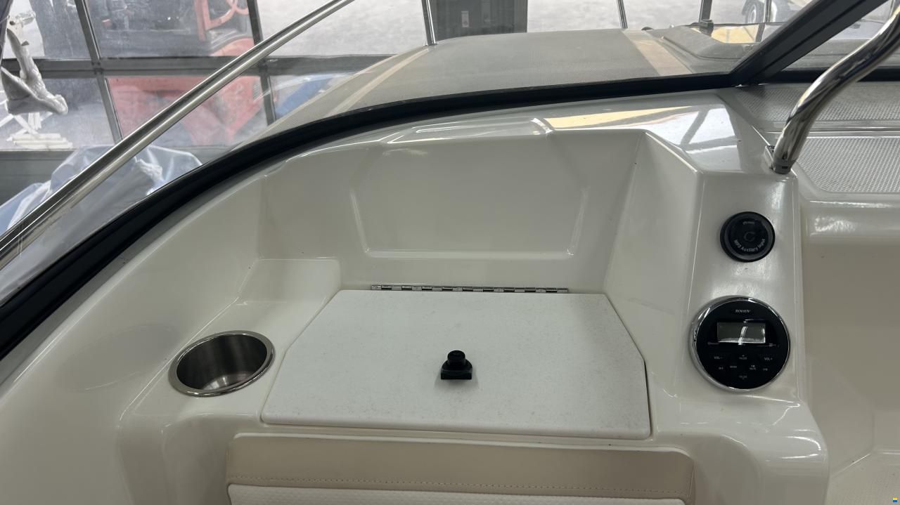 Bayliner VR 5 Cuddy
