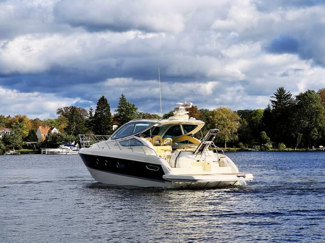 Cranchi Mediterranee 43 HT