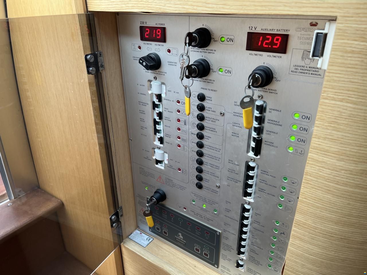 Cranchi Mediterranee 43 HT