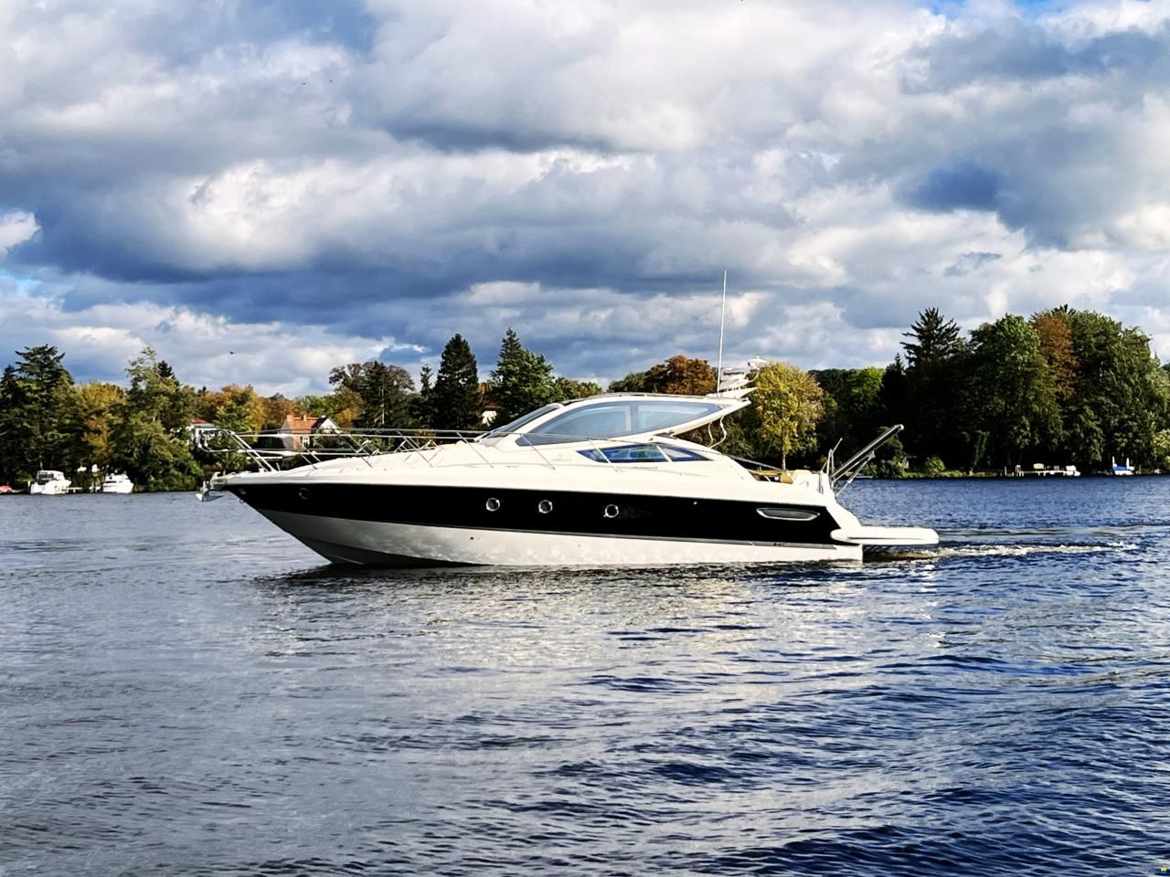 Cranchi Mediterranee 43 HT