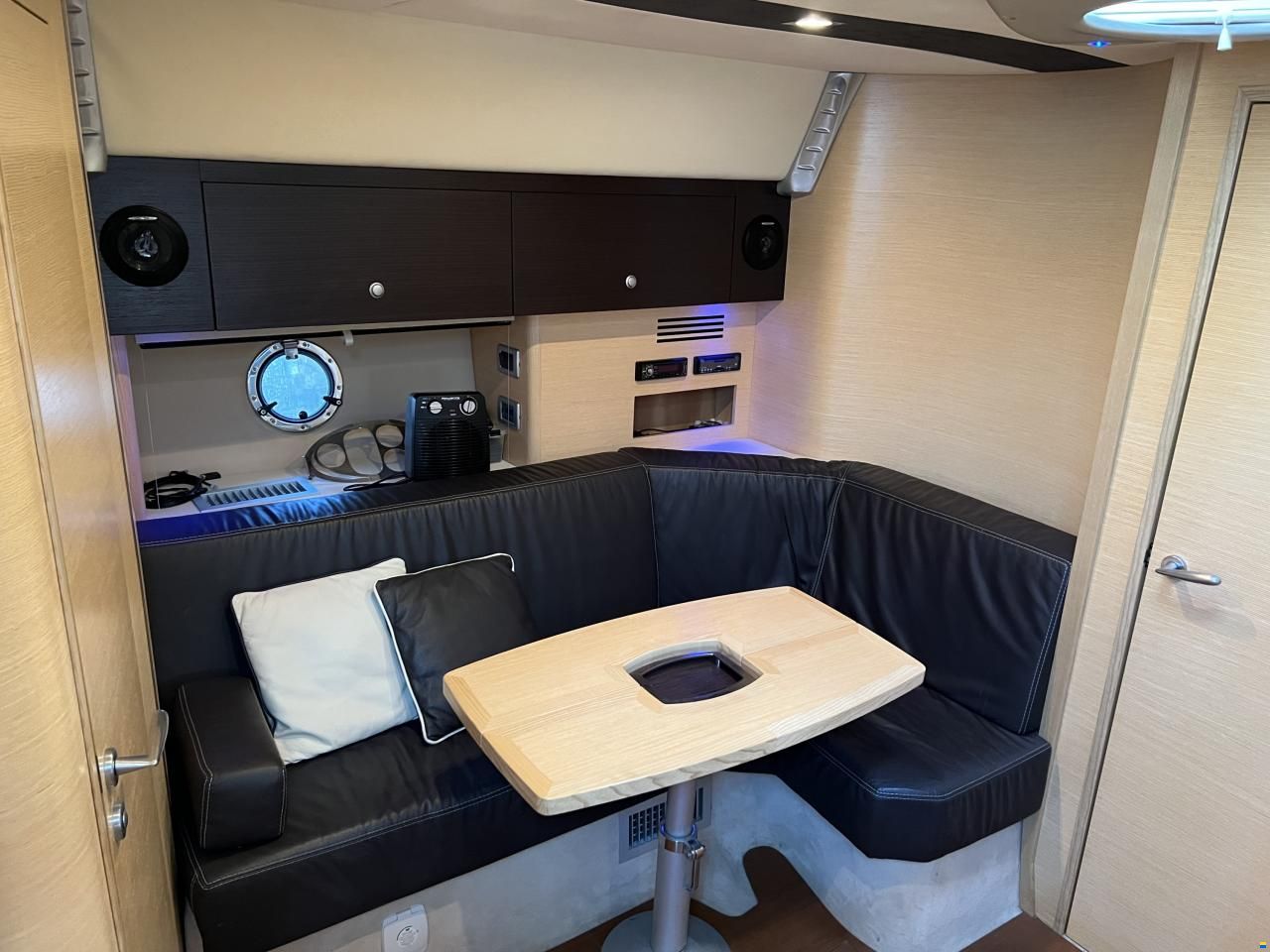 Cranchi Mediterranee 43 HT