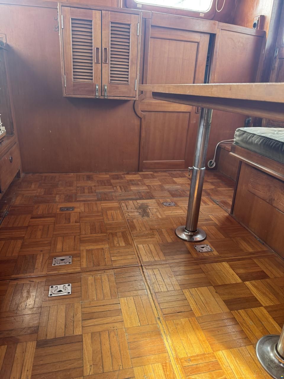 Eurobanker Trawler Leja 34