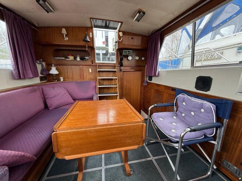 Broom 35