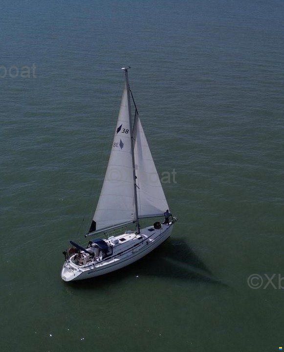 Bavaria 38 CRUISER