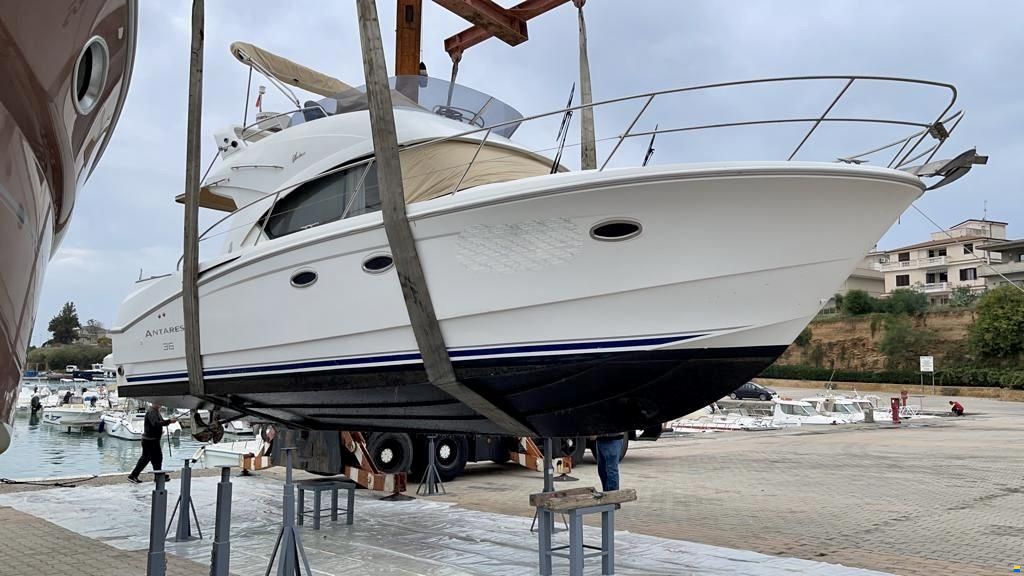 Beneteau Antares 36