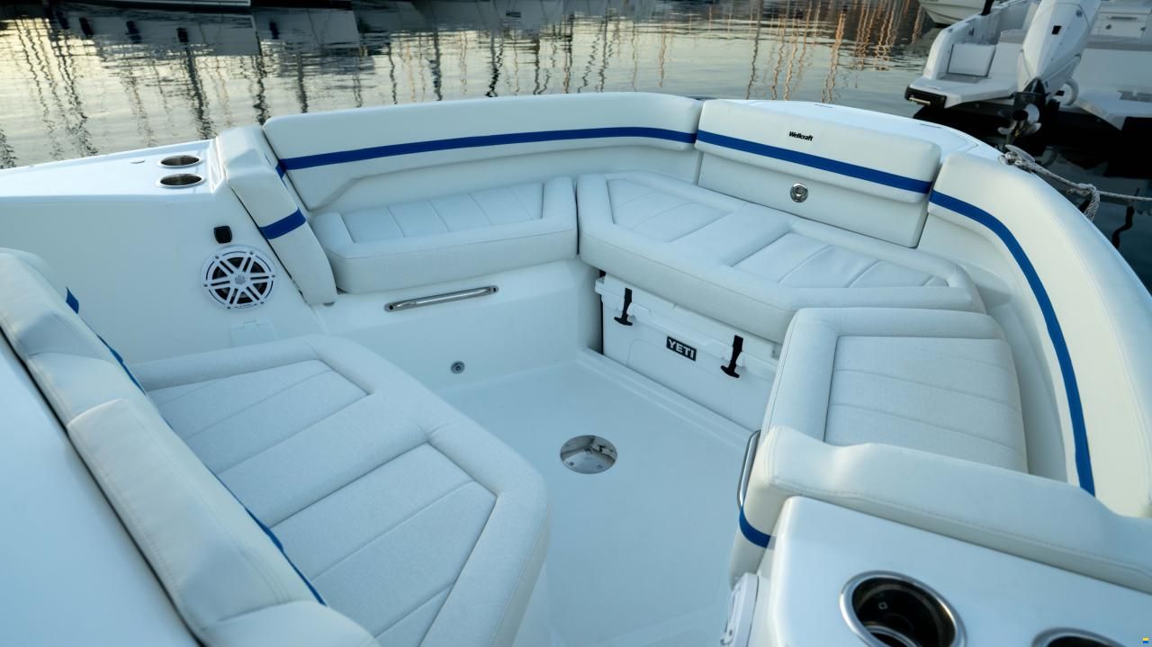 Wellcraft 28 Explorer