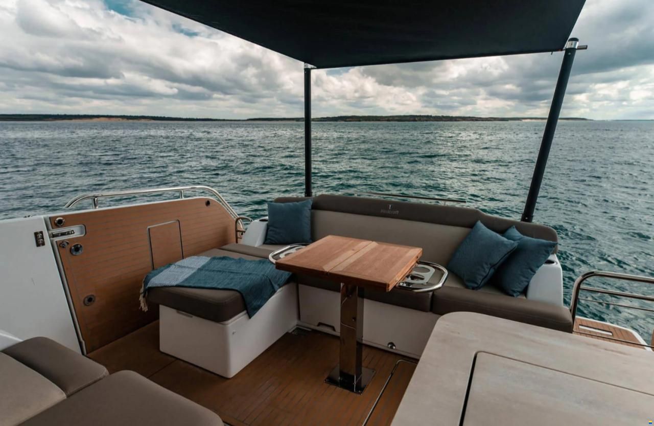 Wellcraft 44 Explorer