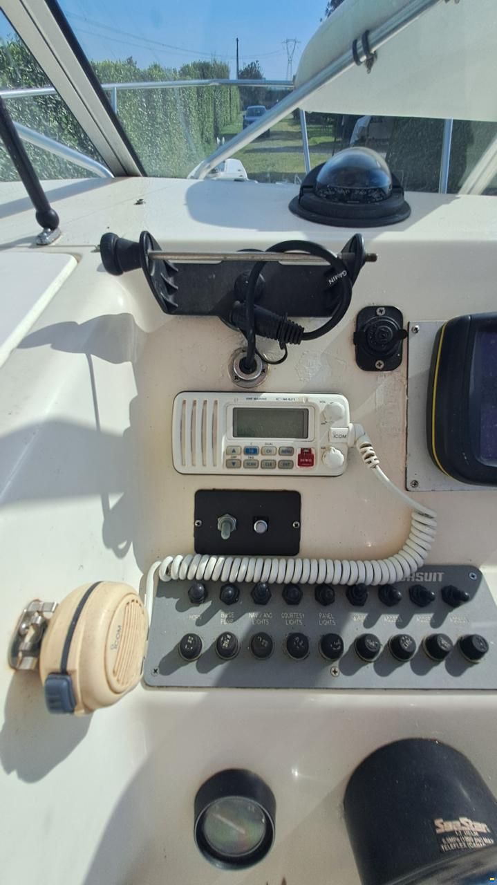 Pursuit 2150 WA