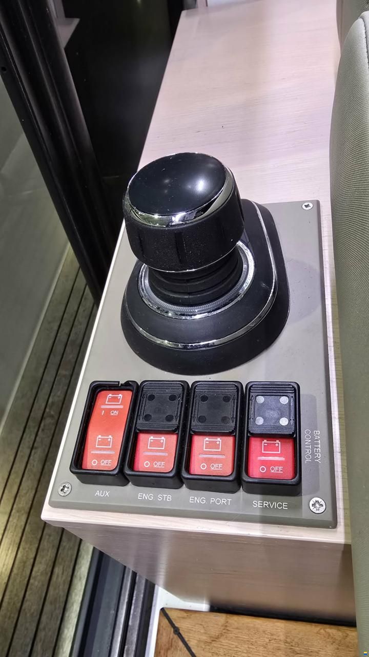 Aquador 35 AQ