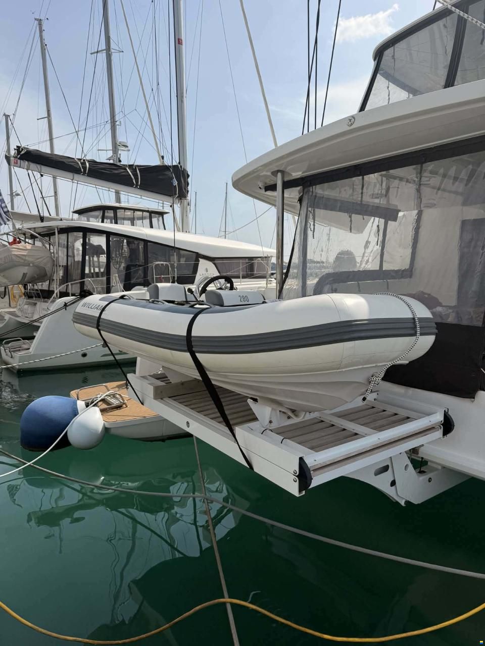 Lagoon 51