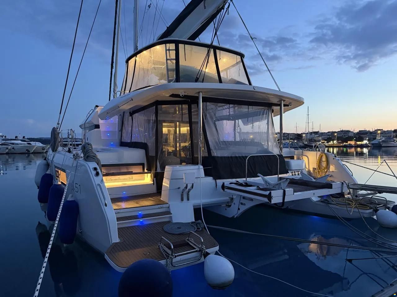 Lagoon 51