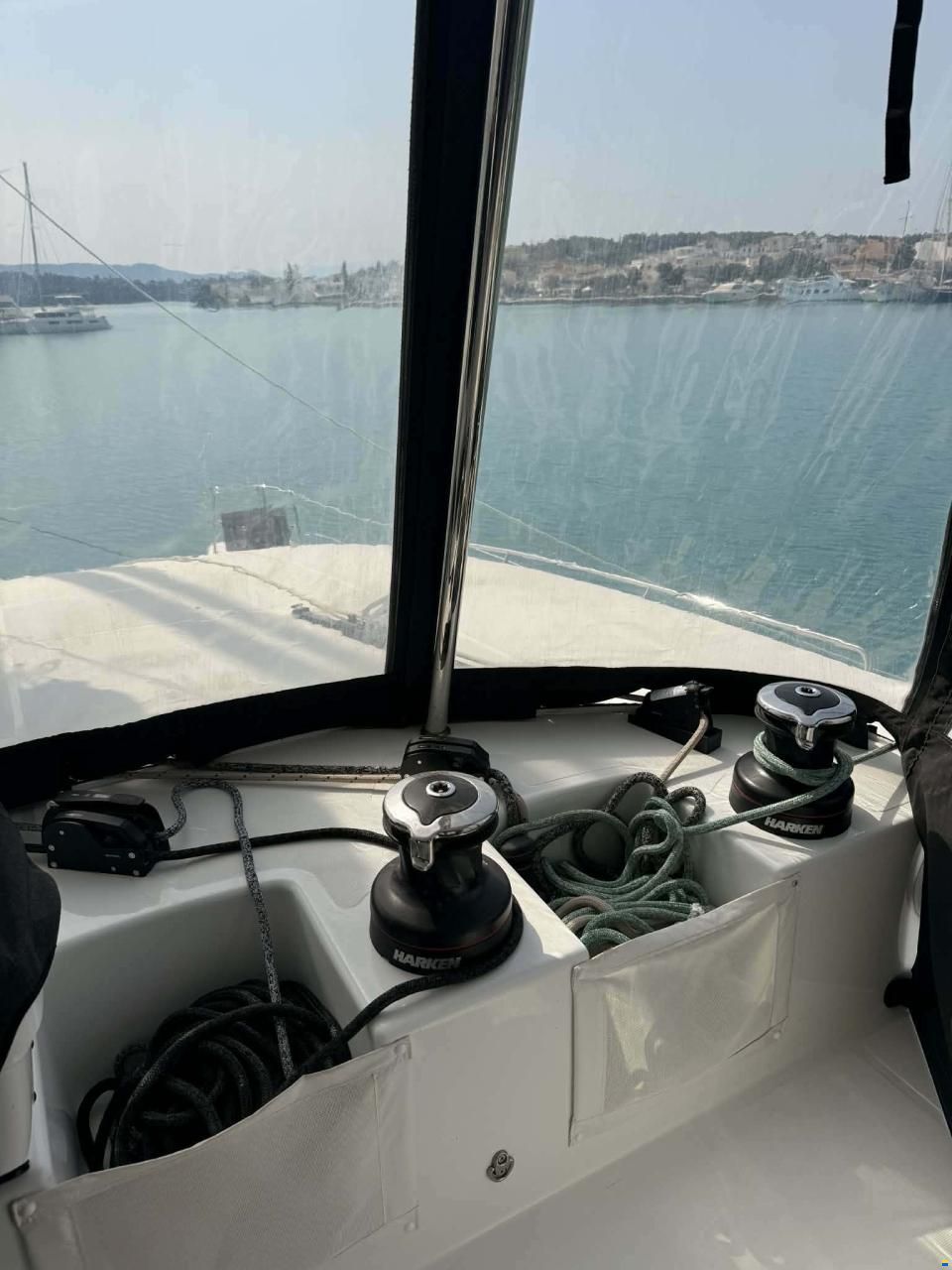 Lagoon 51