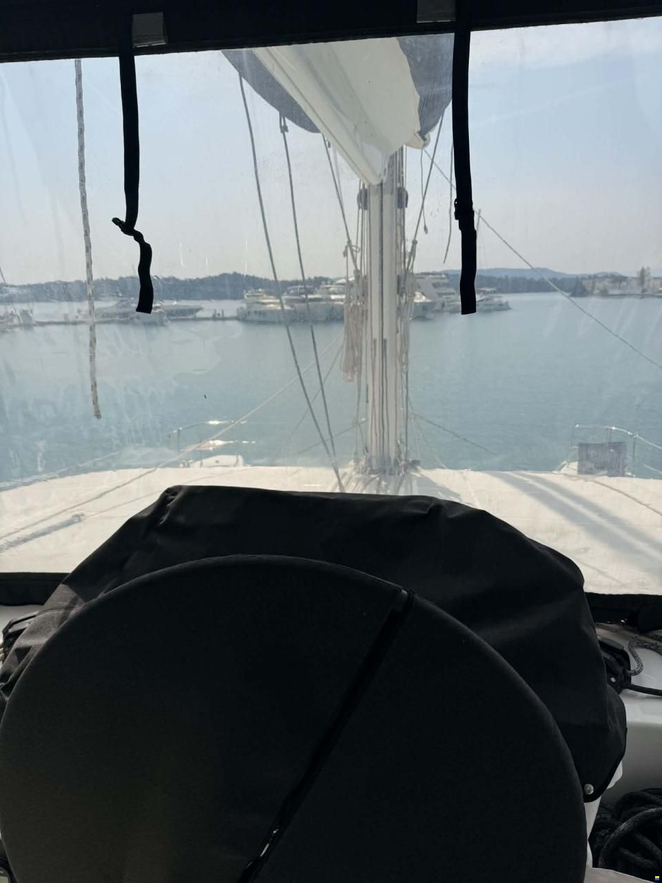 Lagoon 51