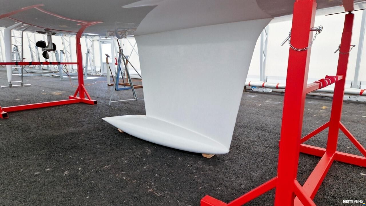 Dufour 470