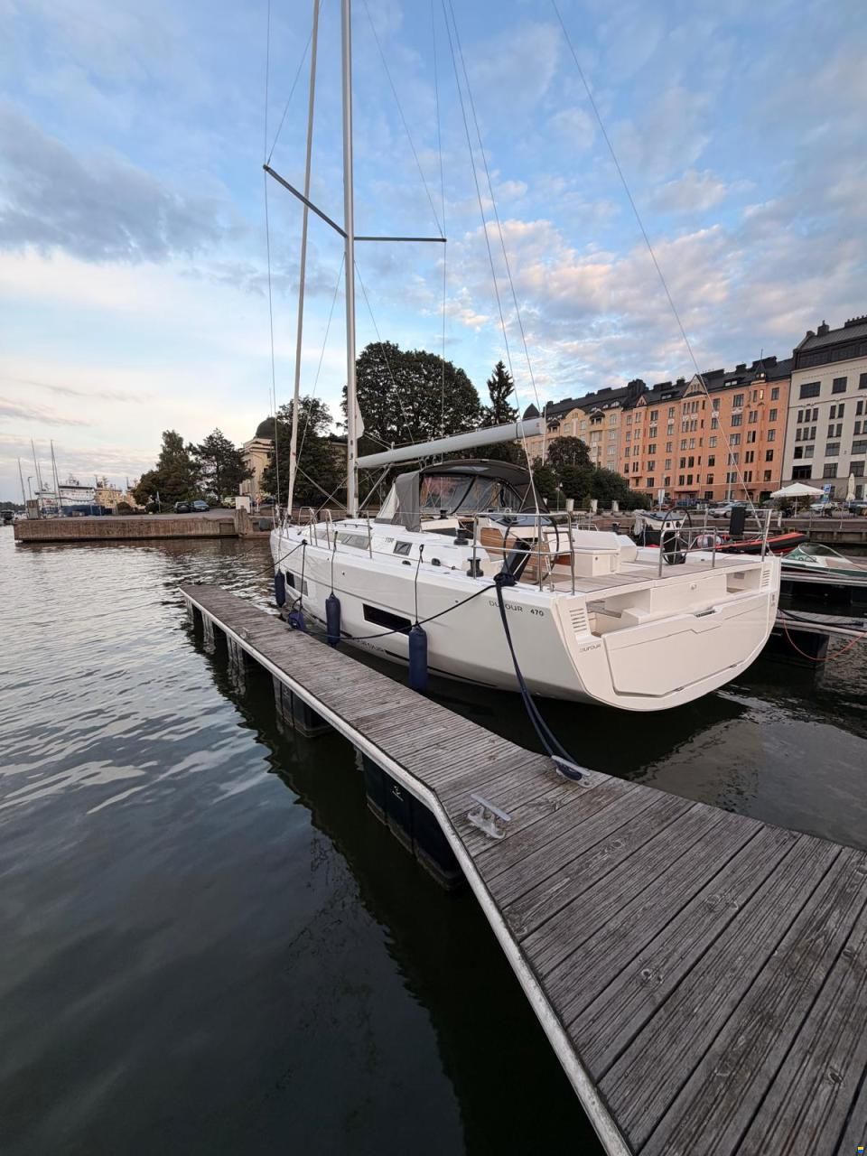 Dufour 470