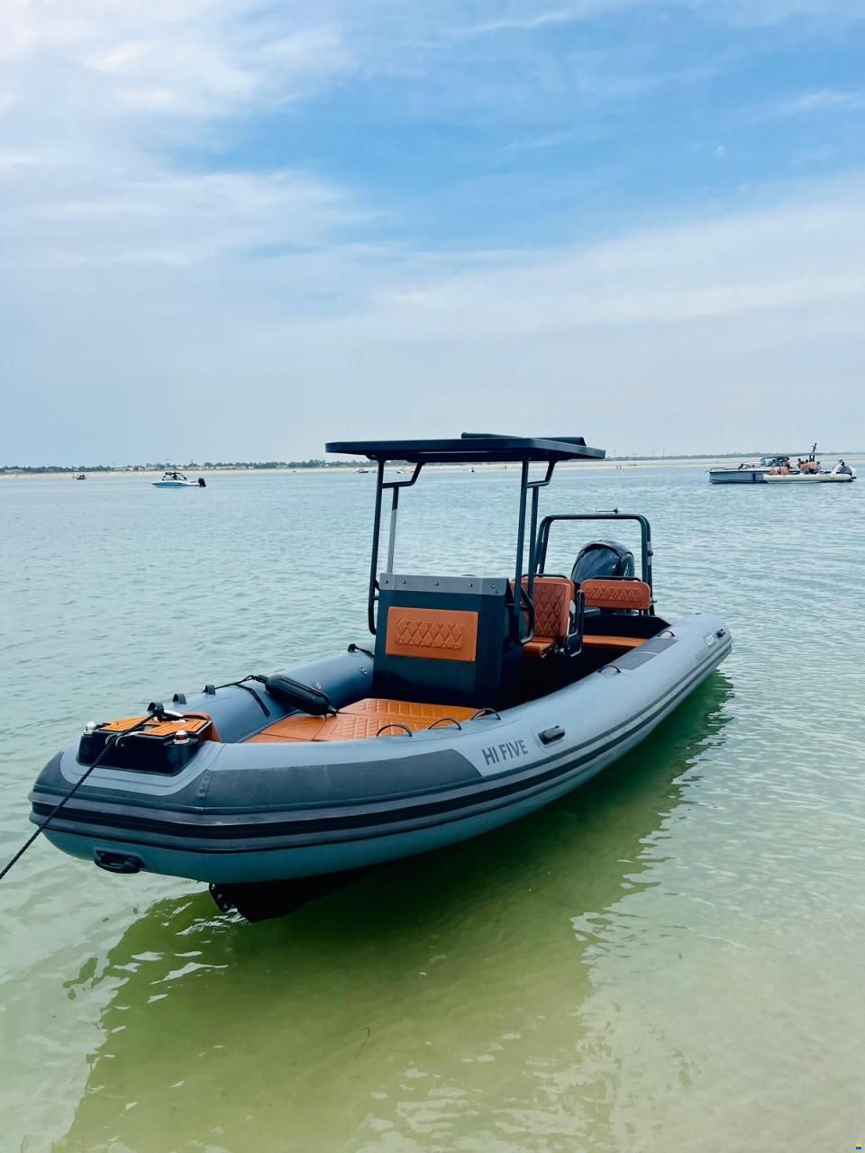 Azulik AZ 700