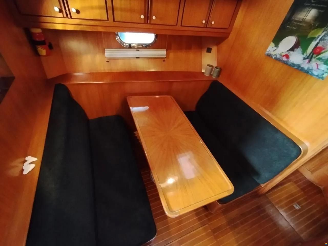 Yaretti Horizon 42 Traveller