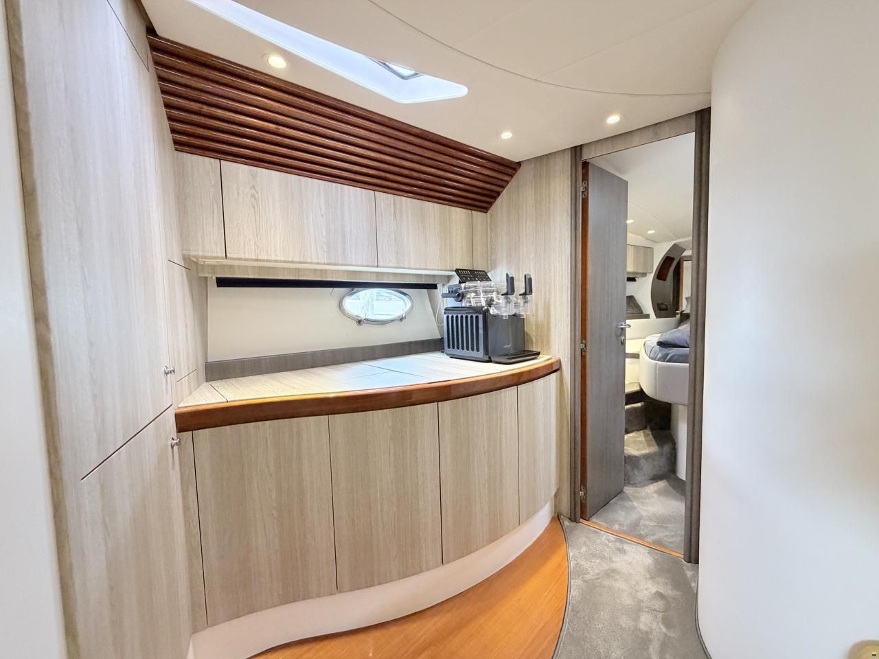 Pershing 52