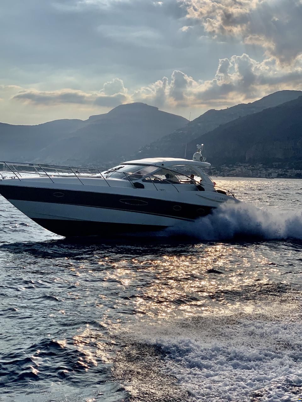 Atlantis 425 Sport