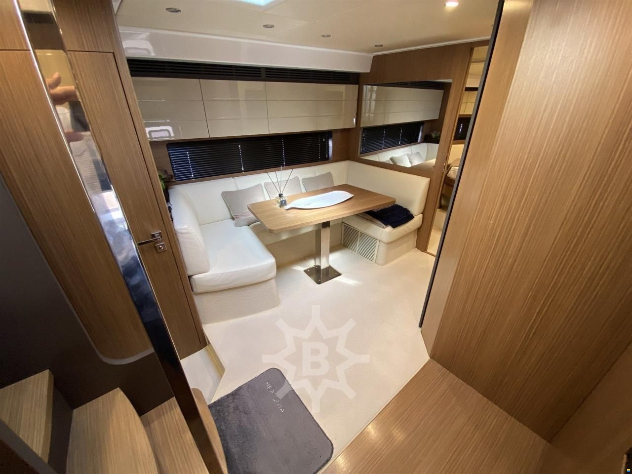 Azimut Atlantis 43