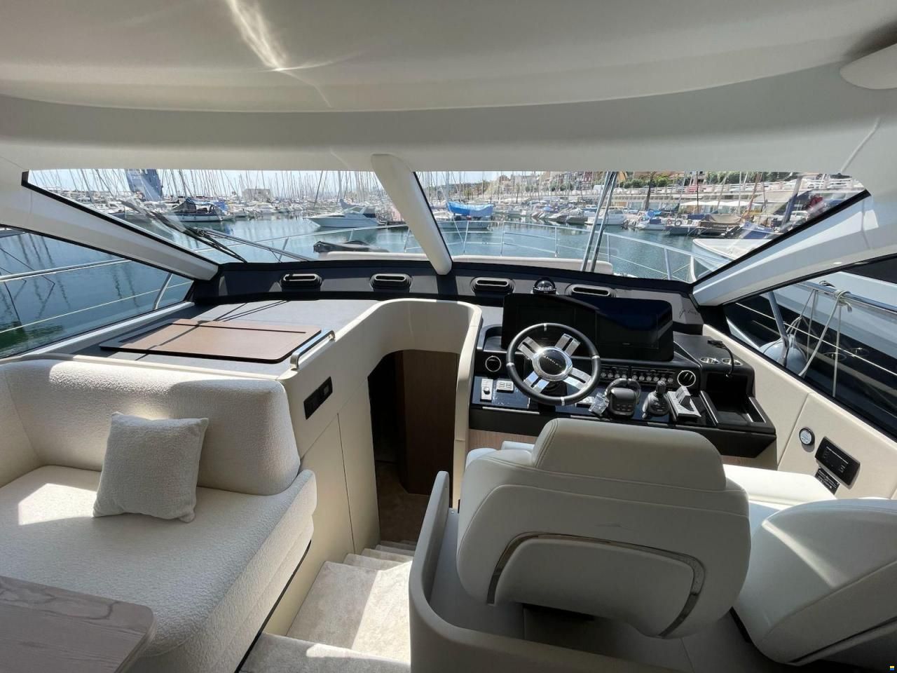 Azimut Fly 53