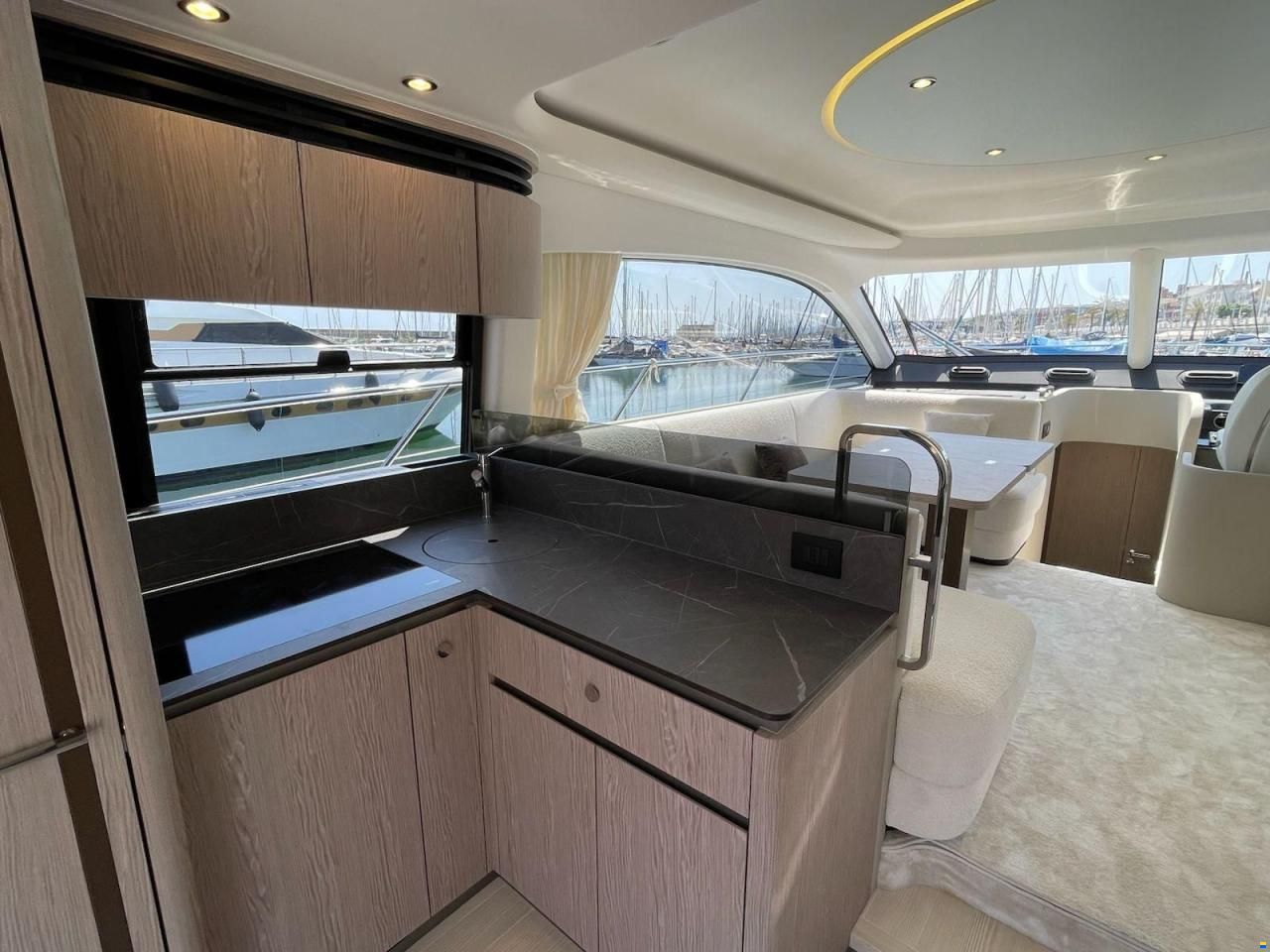 Azimut Fly 53
