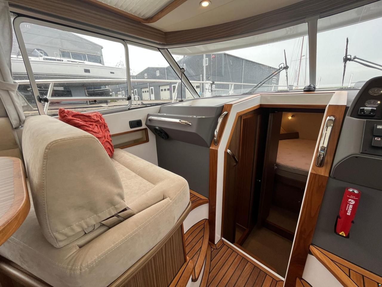 Saga 385