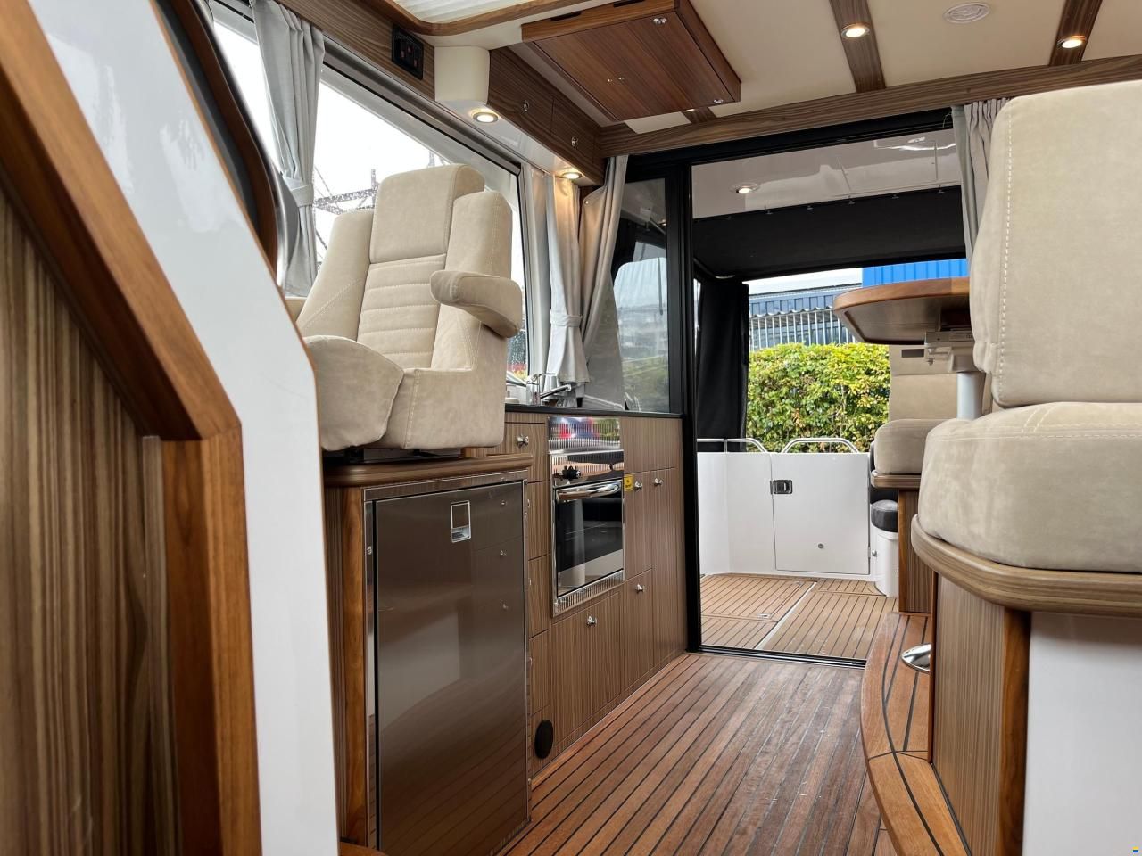 Saga 385