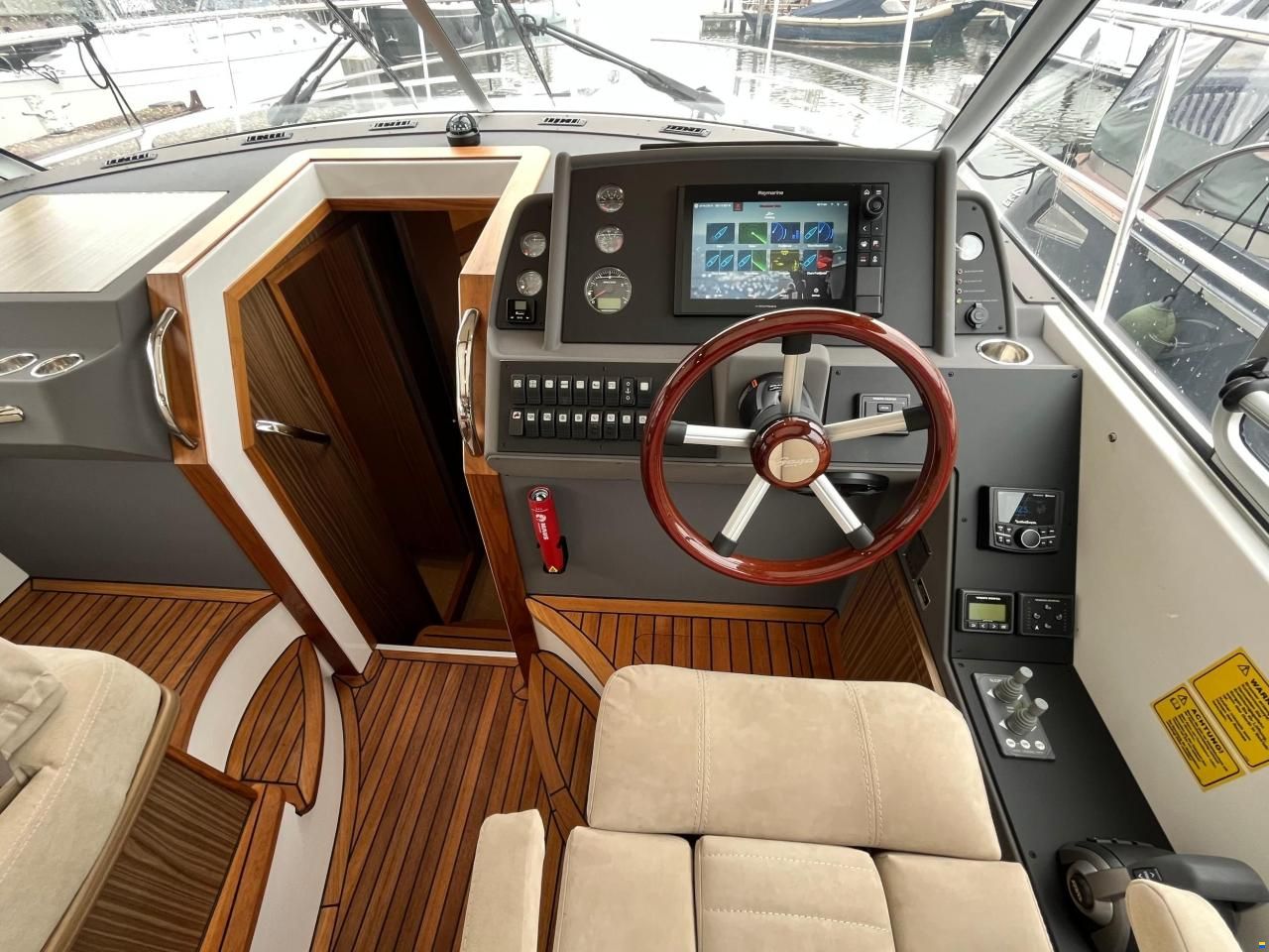 Saga 385