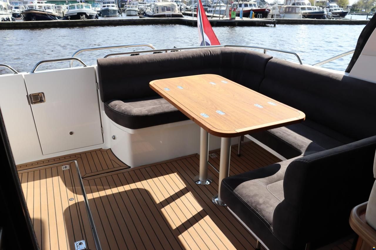 Saga 385