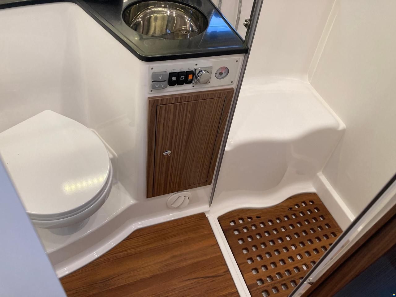 Saga 385