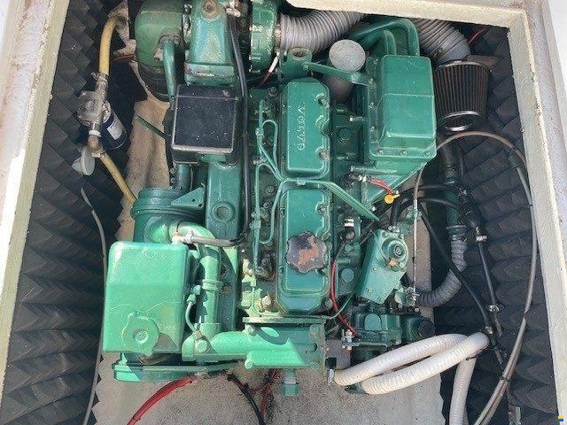 CN Plasti Bateaux Vega 720