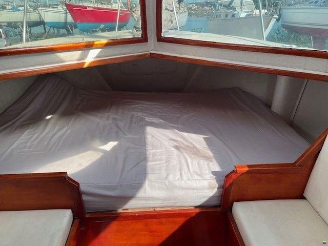 CN Plasti Bateaux Vega 720