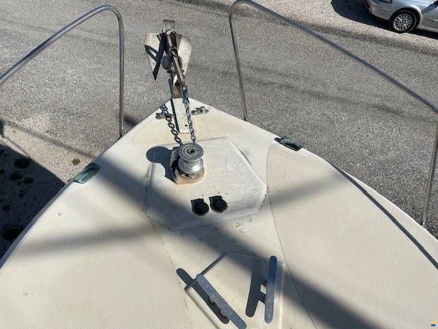 CN Plasti Bateaux Vega 720