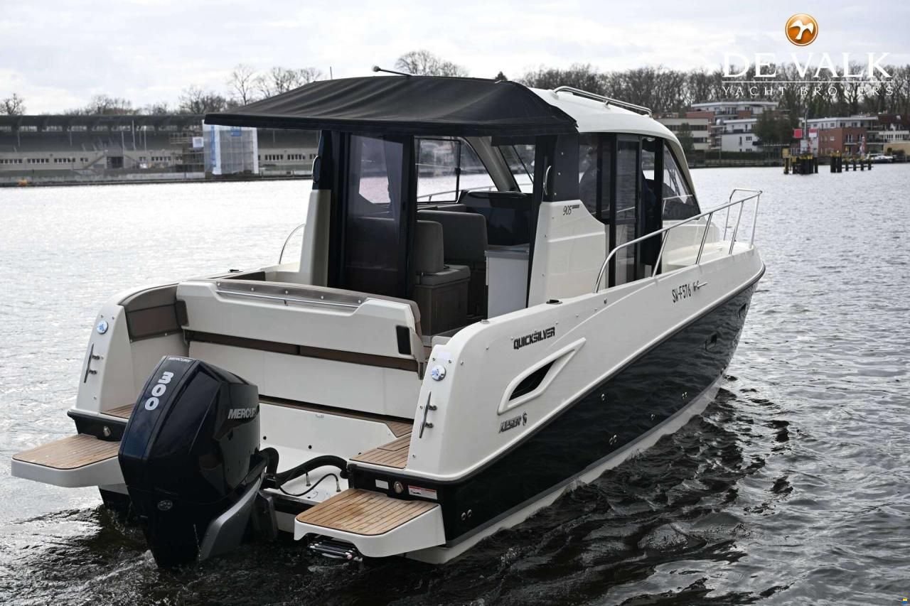Quicksilver Activ 905 Weekend
