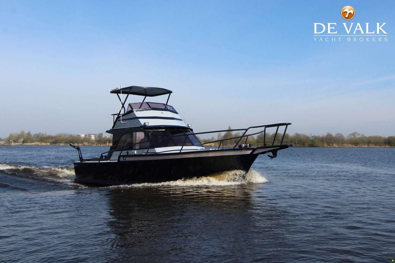 Striker 44
