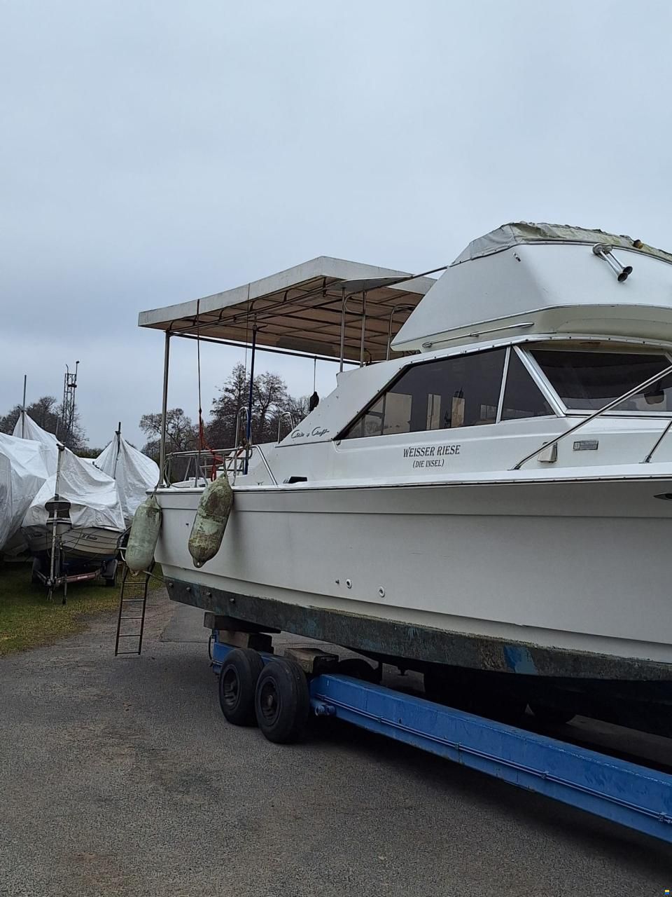 Chris Craft 31 Commander Sport