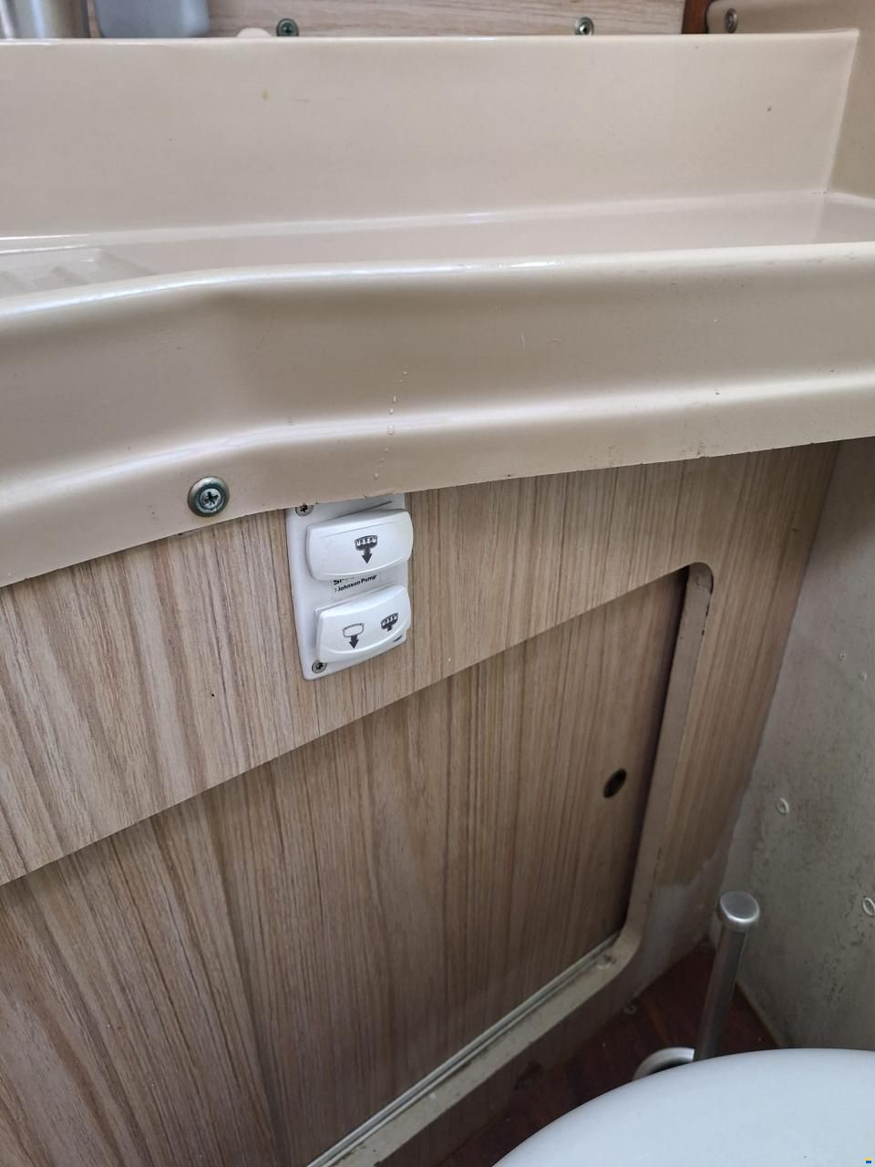 Chris Craft 31 Commander Sport