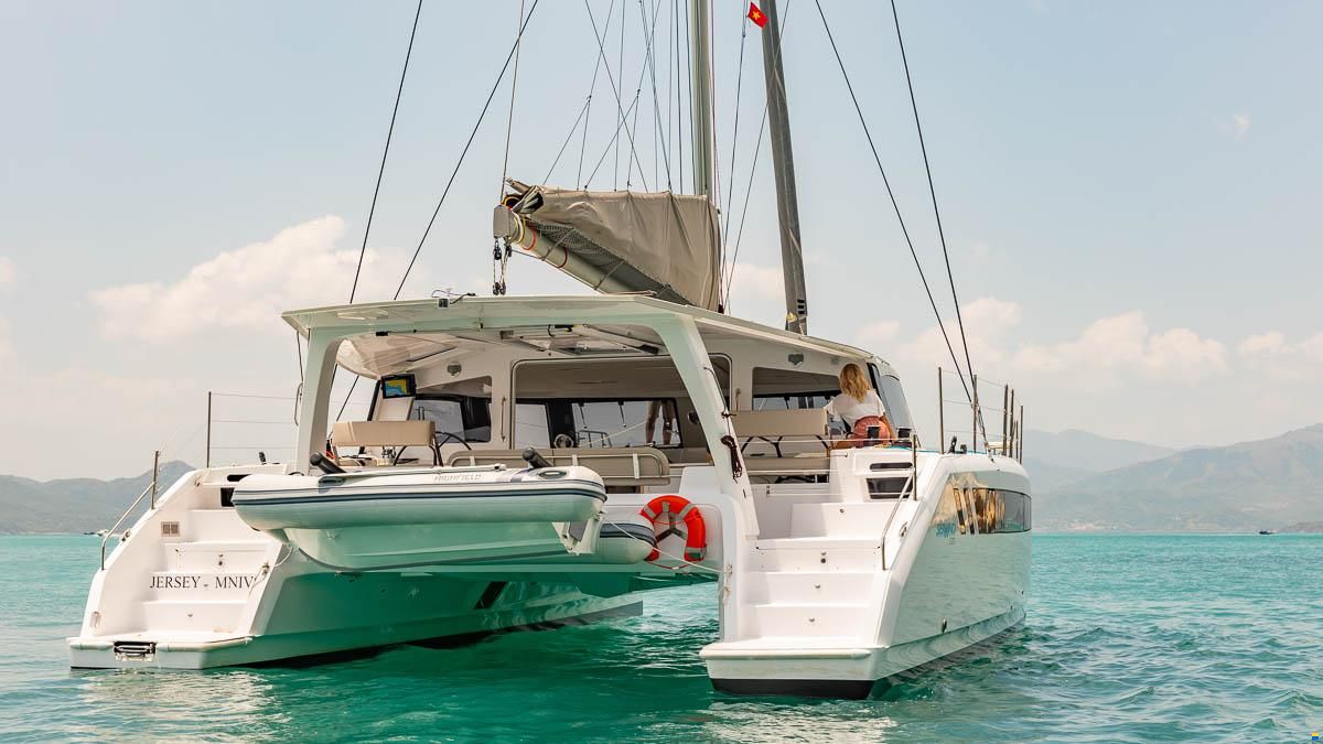 Seawind 1370