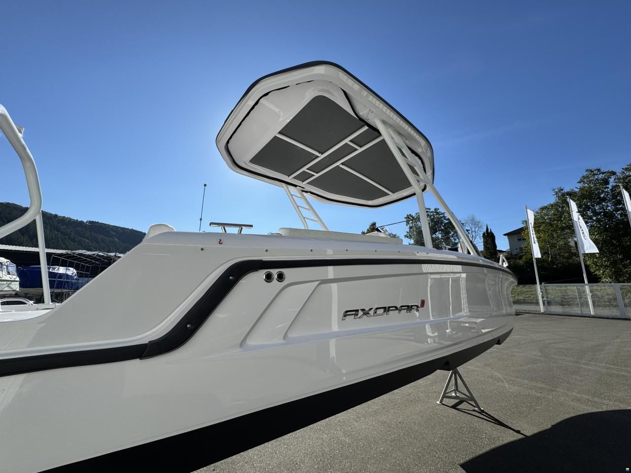 Axopar 25 Cross-Top